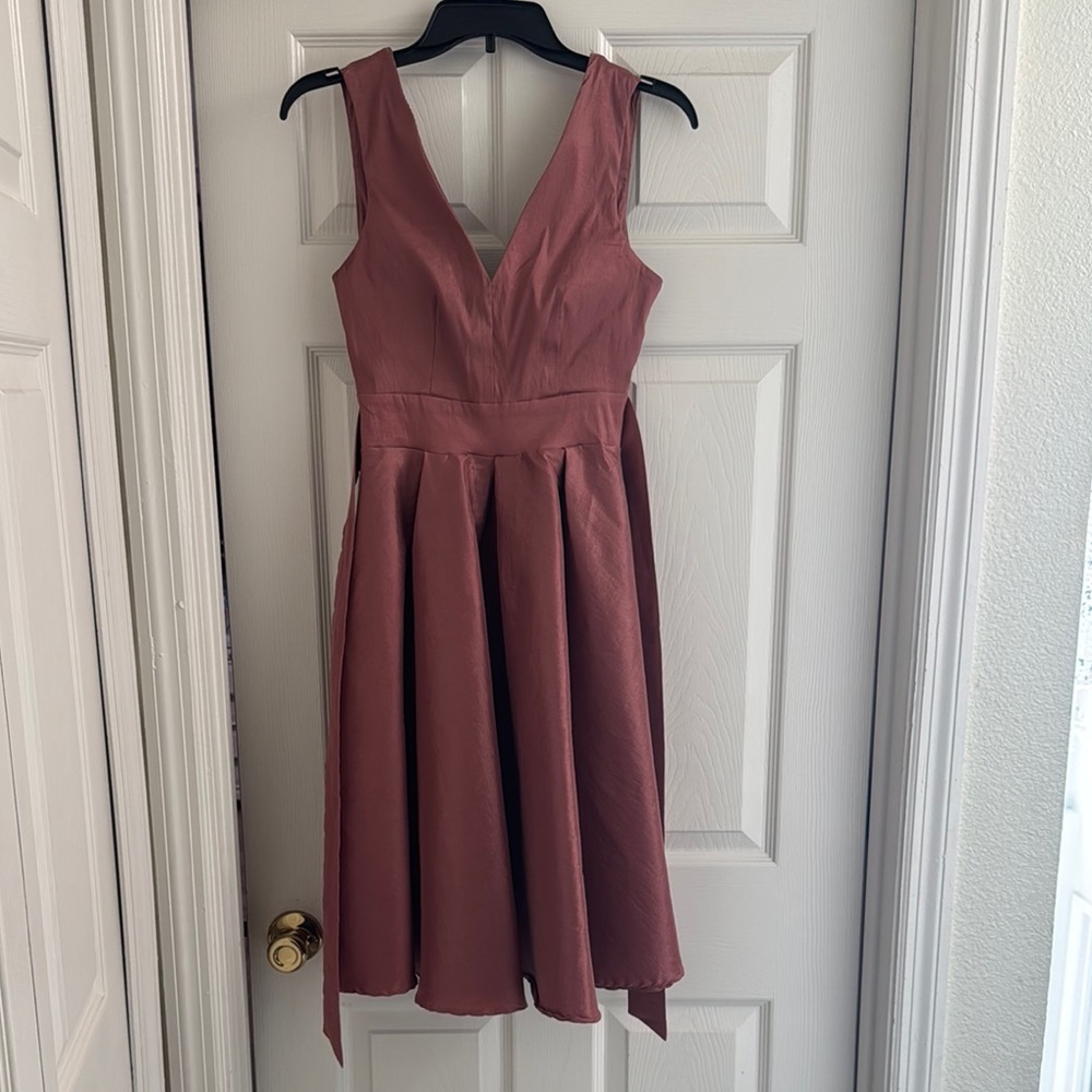 Rosewood/Pink Dress Mid Length, V cut, Back zipper, Shoulder Straps